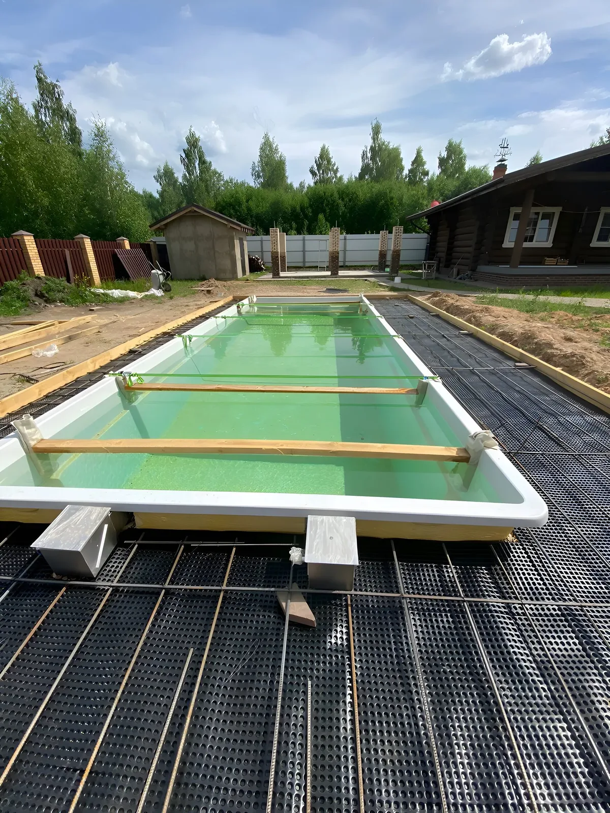 Laguna 9 — вечернее освещение в Бугульме